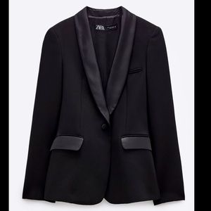 **New with tags** Zara tuxedo blazer